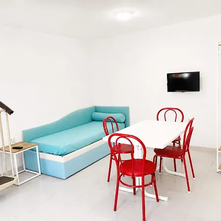 Apartament Vacanze A *