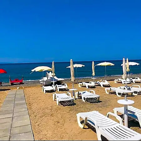 Vacanze A Lejlighedshotel 3*
