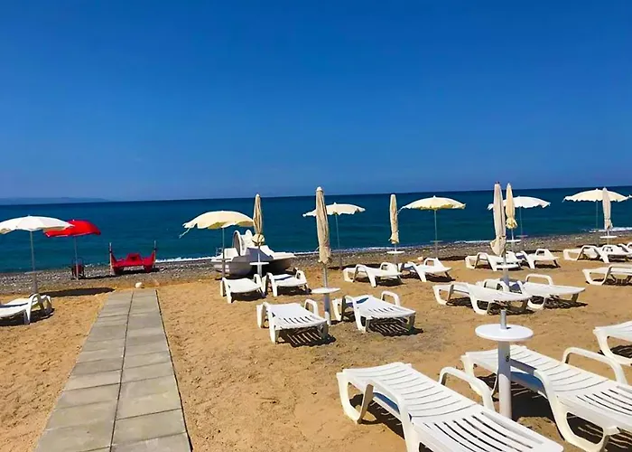 Vacanze A 3* 罗萨诺