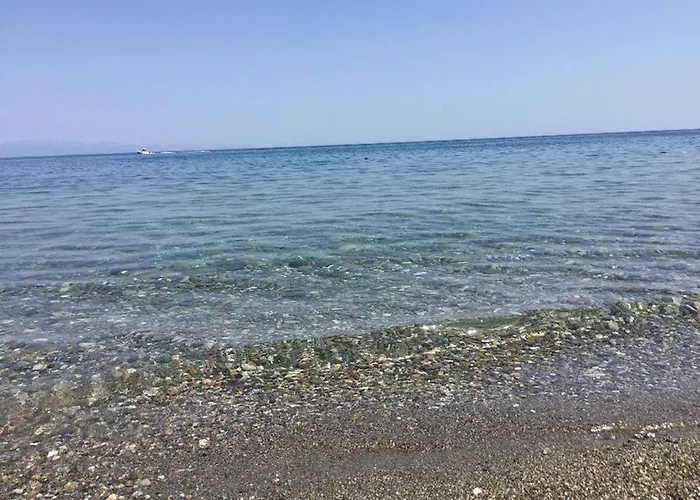 Vacanze A 3* 罗萨诺