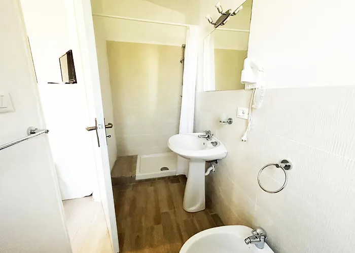 Vacanze A מלון דירות רוסאנו