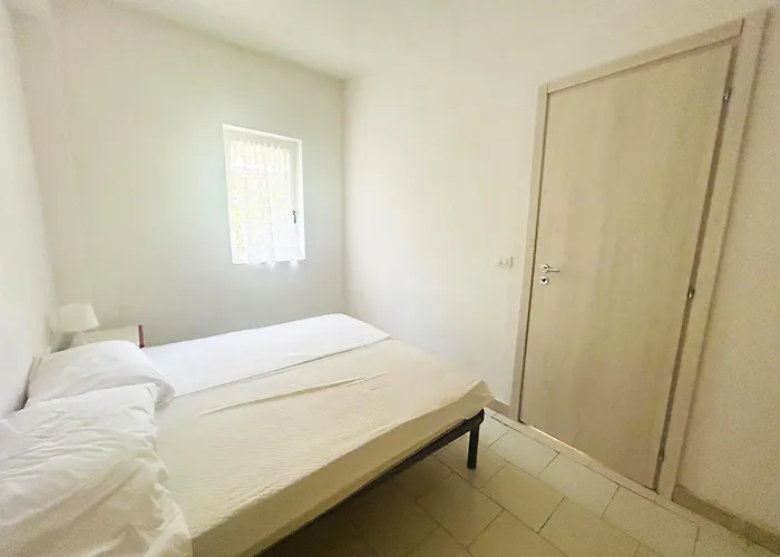 Vacanze A מלון דירות 3*