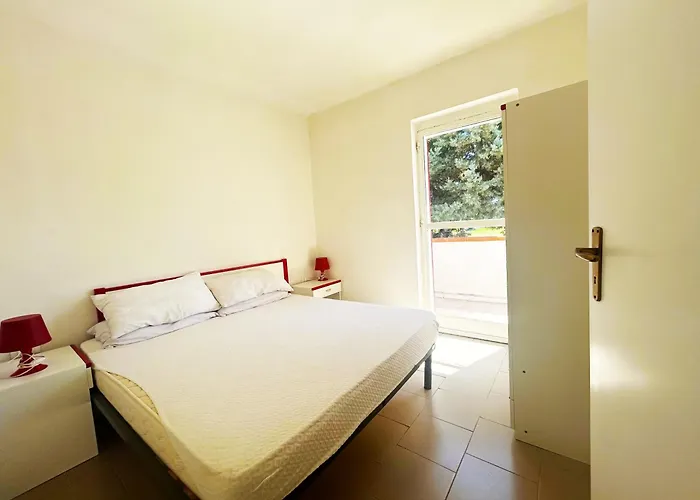 Vacanze A מלון דירות